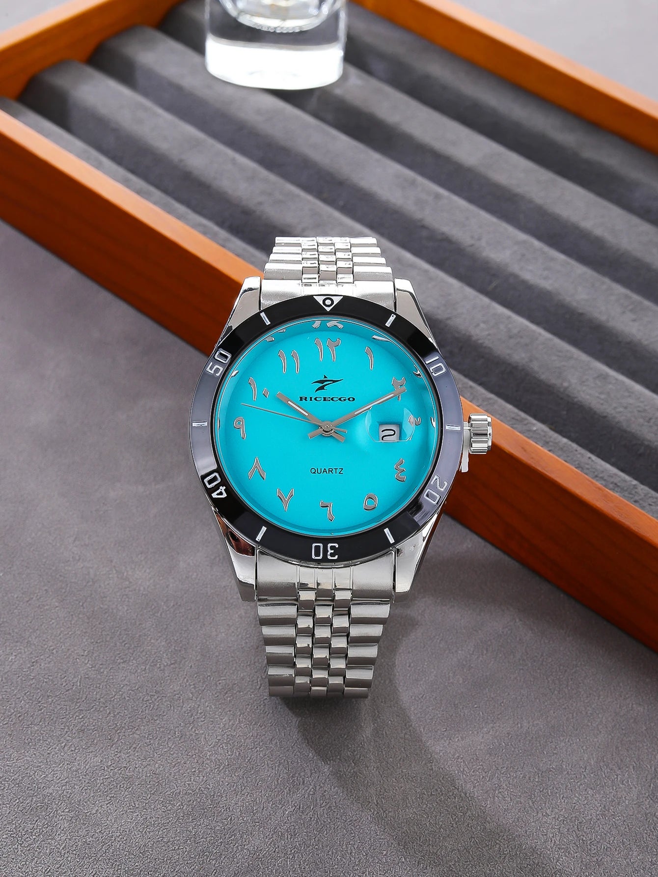 Quartz Watch Large Dial Luxury Business Date Stainless Steel Round Quartz Men Wristwatch Reloj Masculino for Daily Wear