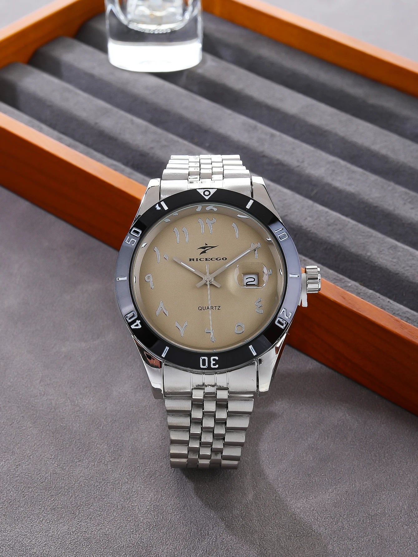 Quartz Watch Large Dial Luxury Business Date Stainless Steel Round Quartz Men Wristwatch Reloj Masculino for Daily Wear