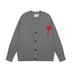 2025 New Luxury Brand Man Man Heart embroiered Cardigan swathe Classic Warm friend Sweater Amiparis Fashion Sweater